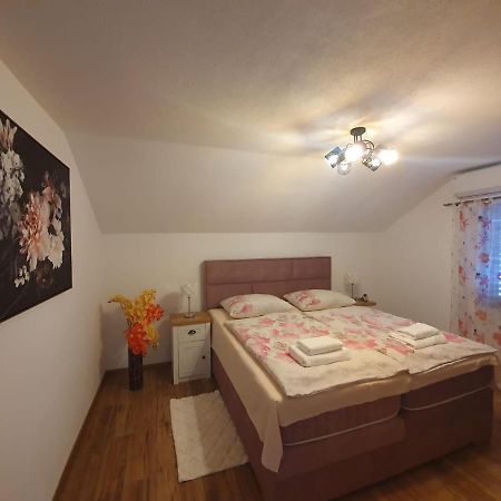Apartment Magdalena Книн Екстер'єр фото