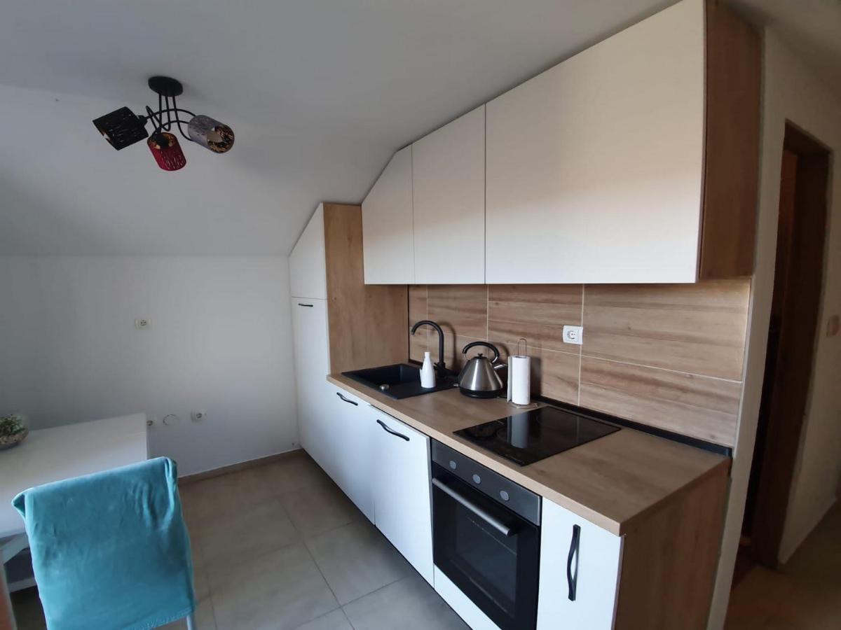 Apartment Magdalena Книн Екстер'єр фото